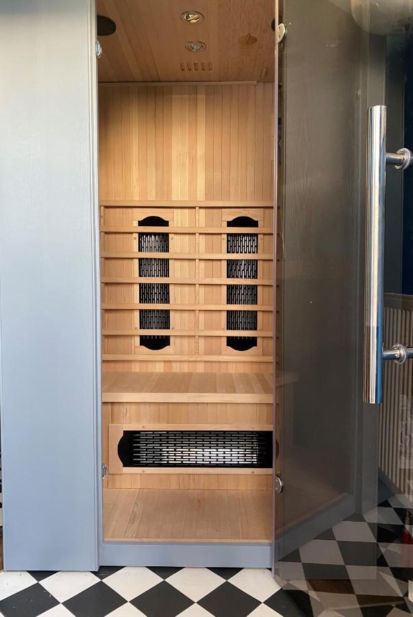 Sfeervol Boschalet 5 Persoons Met Sauna * Voorthuizen