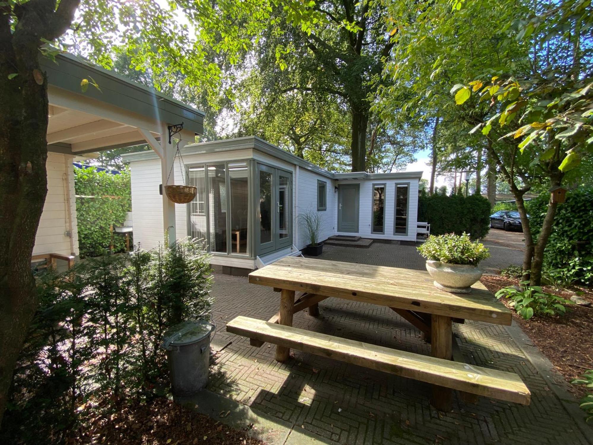 Sfeervol Boschalet 5 Persoons Met Sauna Chalet *